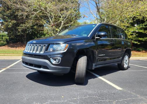 Black 2015 Jeep Compass Latitude