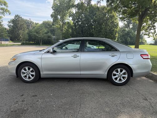 Silver 2011 Toyota Camry LE