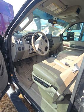 Black 2008 Ford F-450 Lariat Crew Cab Super Duty