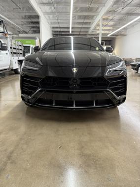 2020 Lamborghini Urus Base
