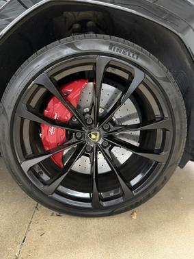 2020 Lamborghini Urus Base