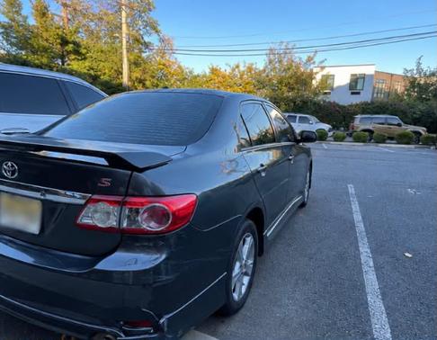 Gray 2012 Toyota Corolla L