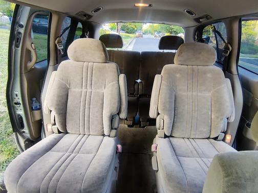 2001 Toyota Sienna LE