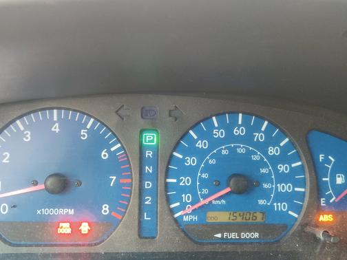 2001 Toyota Sienna LE