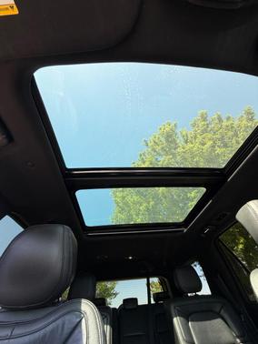 Gray 2018 Lincoln Navigator Select