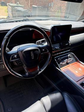 Gray 2018 Lincoln Navigator Select