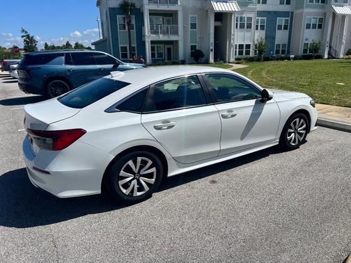 White 2022 Honda Civic LX
