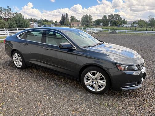 Gray 2019 Chevrolet Impala 1LS
