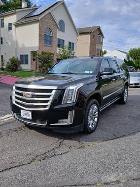 2016 Cadillac Escalade ESV Premium
