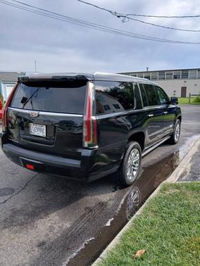 2016 Cadillac Escalade ESV Premium