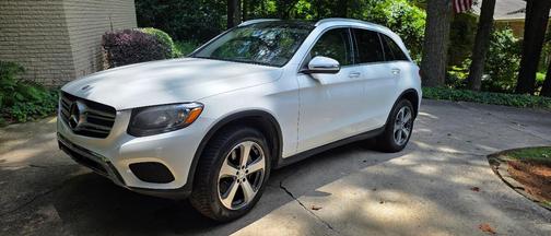 White 2017 Mercedes-Benz GLC 300 Base