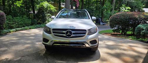 White 2017 Mercedes-Benz GLC 300 Base