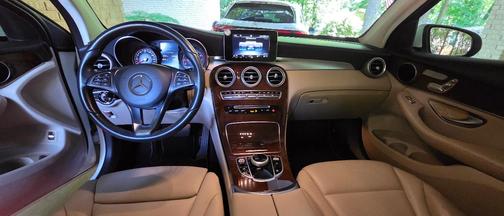White 2017 Mercedes-Benz GLC 300 Base