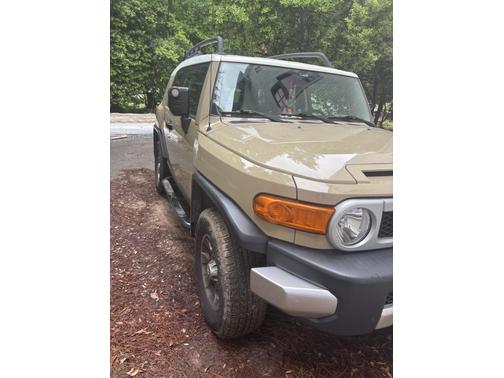2011 Toyota FJ Cruiser Base