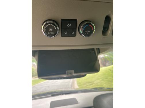 Photo 3 of 20 of 2011 Nissan Armada Platinum