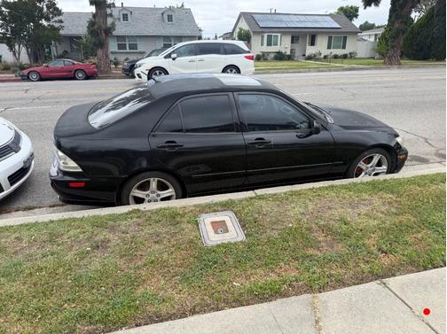 2001 Lexus IS 300 Base