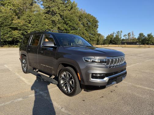 2022 Jeep Grand Wagoneer Series III