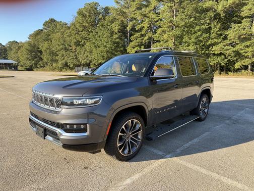 2022 Jeep Grand Wagoneer Series III