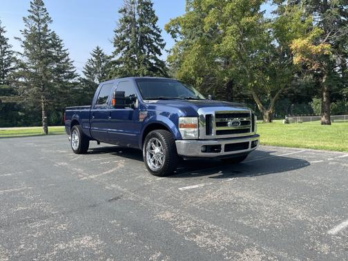 2010 Ford F-250 Lariat Super Duty Crew Cab