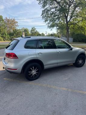 Silver 2012 Volkswagen Touareg TDI Executive