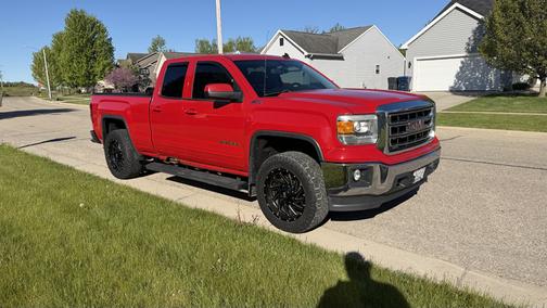 Red 2014 GMC Sierra 1500 SLE