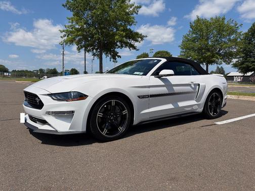 White 2020 Ford Mustang GT Premium