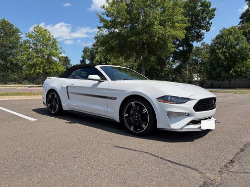 White 2020 Ford Mustang GT Premium