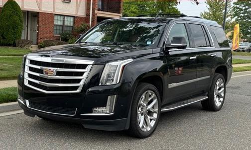 2017 Cadillac Escalade Luxury