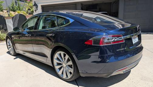 2014 Tesla Model S 85
