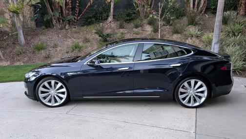 2014 Tesla Model S 85