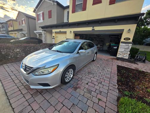 Silver 2018 Nissan Altima 2.5 S
