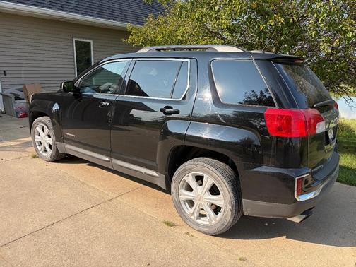 Black 2017 GMC Terrain SLE-2