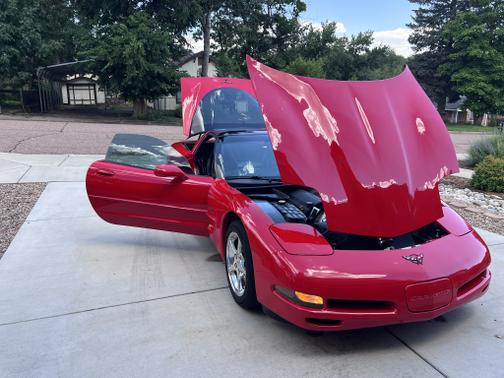 2001 Chevrolet Corvette Base