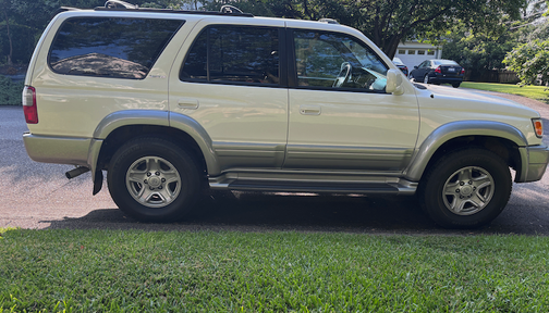 White 2000 Toyota 4Runner Limited