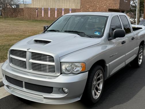2005 Dodge Ram 1500 SRT-10 Quad Cab
