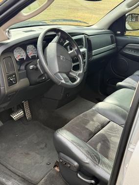 2005 Dodge Ram 1500 SRT-10 Quad Cab