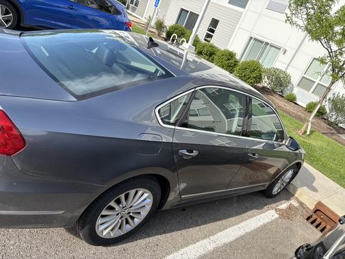 2016 Volkswagen Passat 1.8T SE