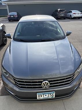2016 Volkswagen Passat 1.8T SE