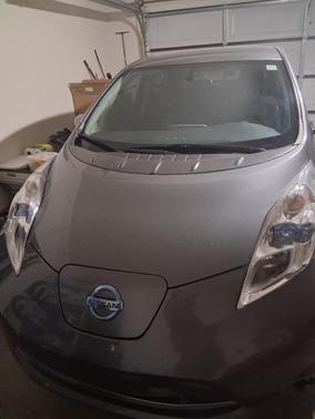 Gray 2014 Nissan Leaf SV