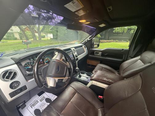 Black 2011 Ford F-150 Platinum