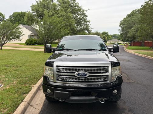 Black 2011 Ford F-150 Platinum
