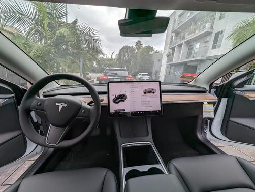 2022 Tesla Model 3 Base