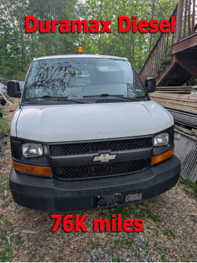 White 2007 Chevrolet Express 2500 Cargo