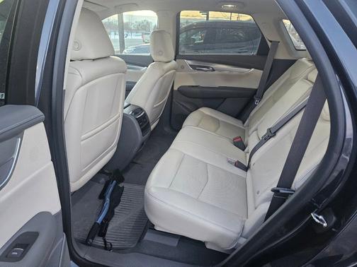 2018 Cadillac XT5 Premium Luxury