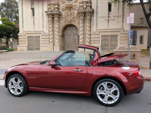 2011 Mazda MX-5 Miata Grand Touring
