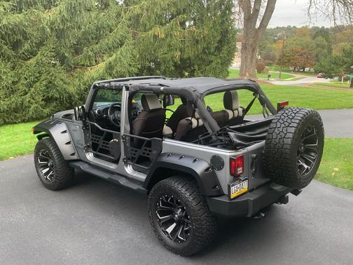 Silver 2016 Jeep Wrangler Unlimited Sport