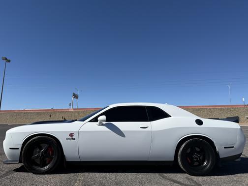 2016 Dodge Challenger SRT Hellcat