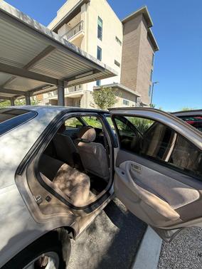 Beige 1999 Toyota Camry LE V6