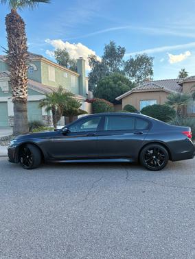 2017 BMW 750 i xDrive