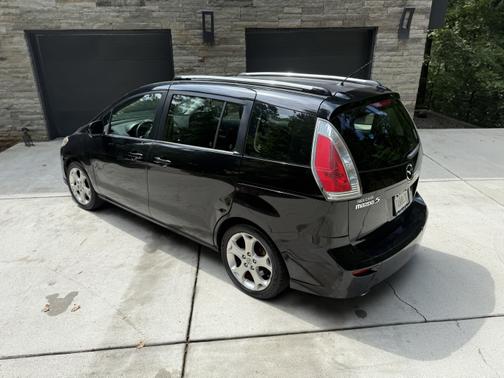 2010 Mazda Mazda5 Sport
